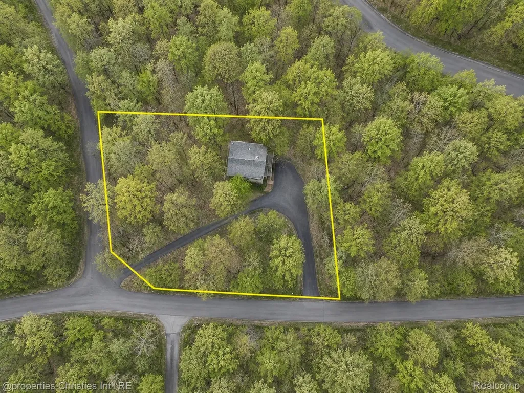 4001 Deskin Drive Custer Township MI 49615