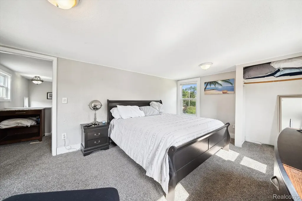 18849 Delaware Avenue Redford Charter Township MI 48240