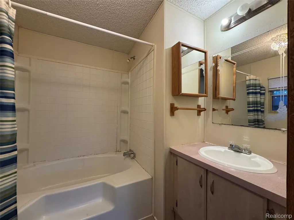 2700 Shimmons Road Auburn Hills City MI 48326