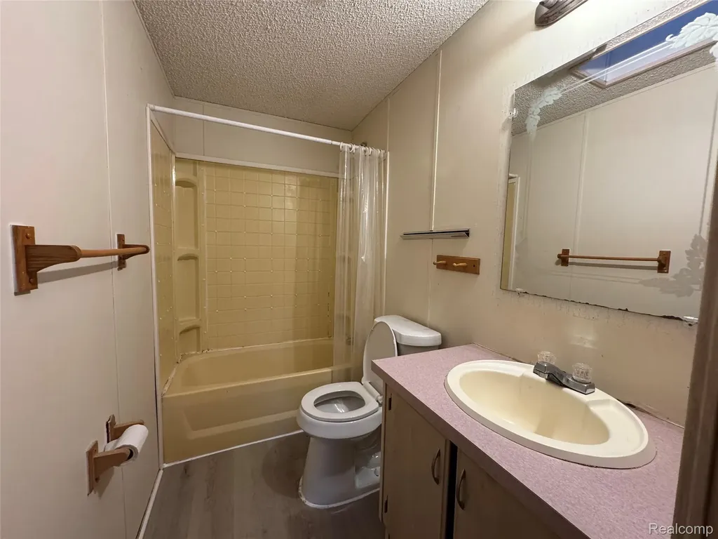 2700 Shimmons Road Auburn Hills City MI 48326