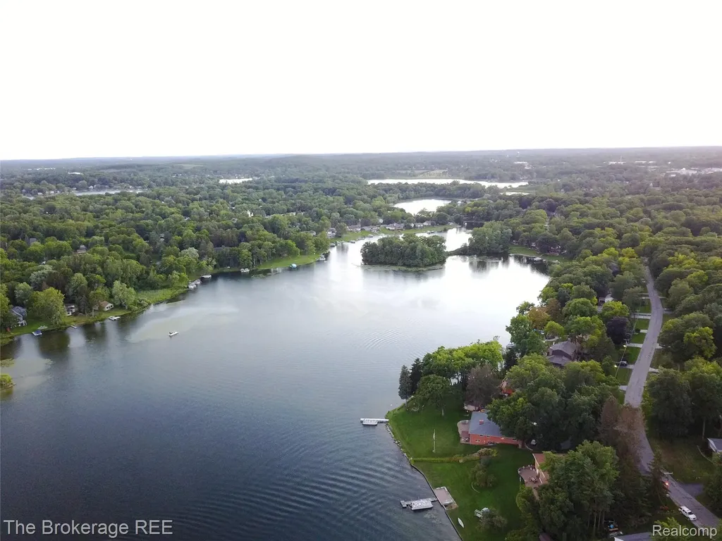 6311 Wellesley Terrace Independence Charter Township MI 48346
