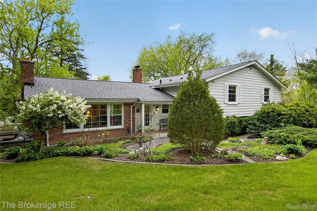 6311 Wellesley Terrace Independence Charter Township MI 48346
