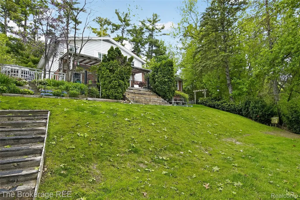 6311 Wellesley Terrace Independence Charter Township MI 48346