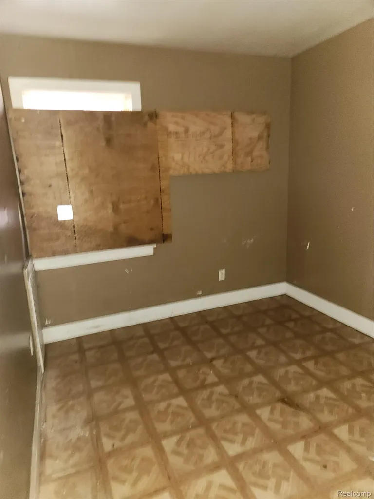 15718 Northlawn Street Detroit City MI 48238