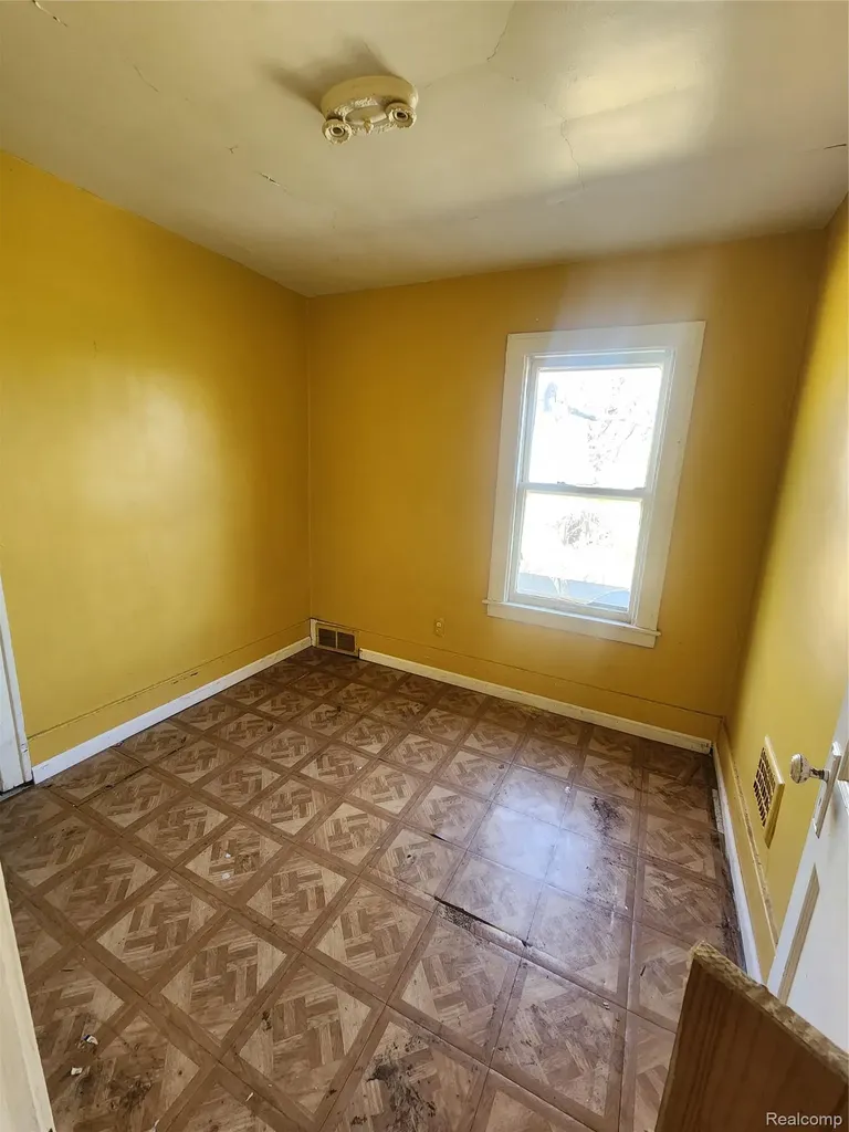 15718 Northlawn Street Detroit City MI 48238