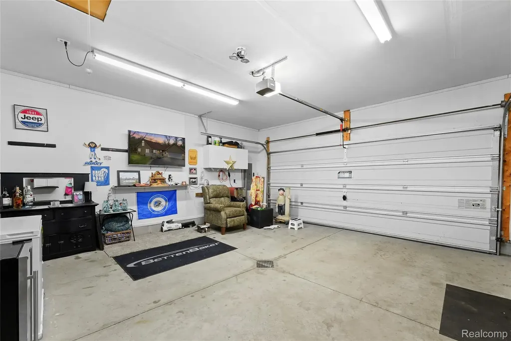 302 Robin Hood Street Markey Township MI 48653