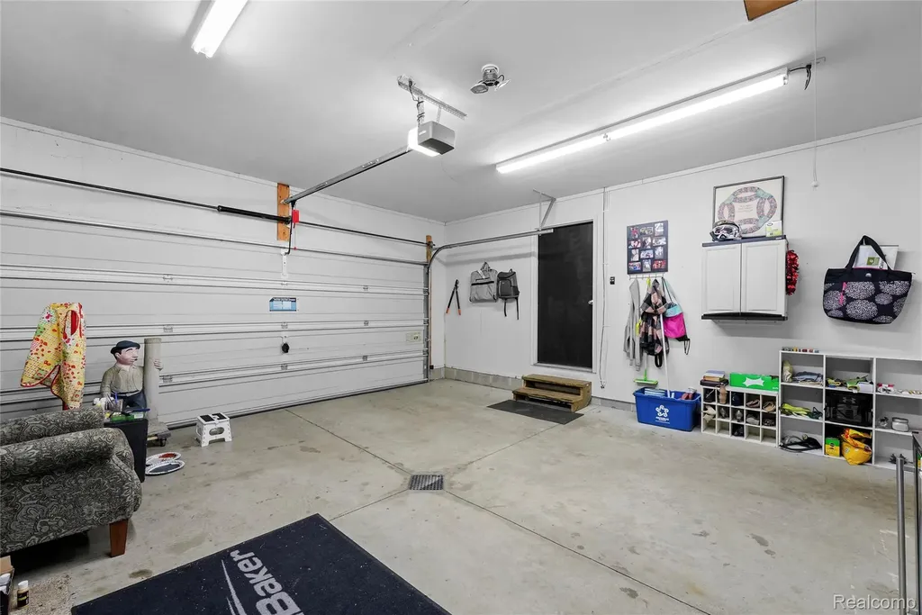 302 Robin Hood Street Markey Township MI 48653