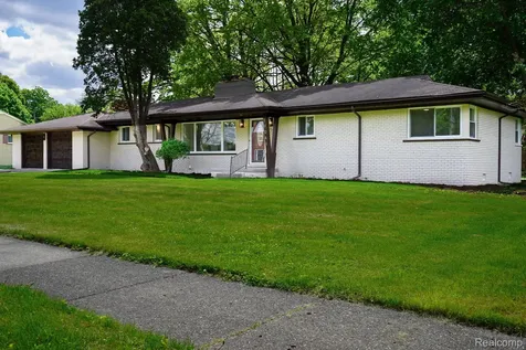 19041 Bungalow Drive Lathrup Village City MI 48076
