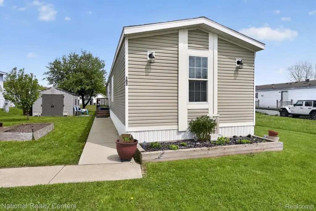 2735 S Wagner Road Ann Arbor City MI 48103