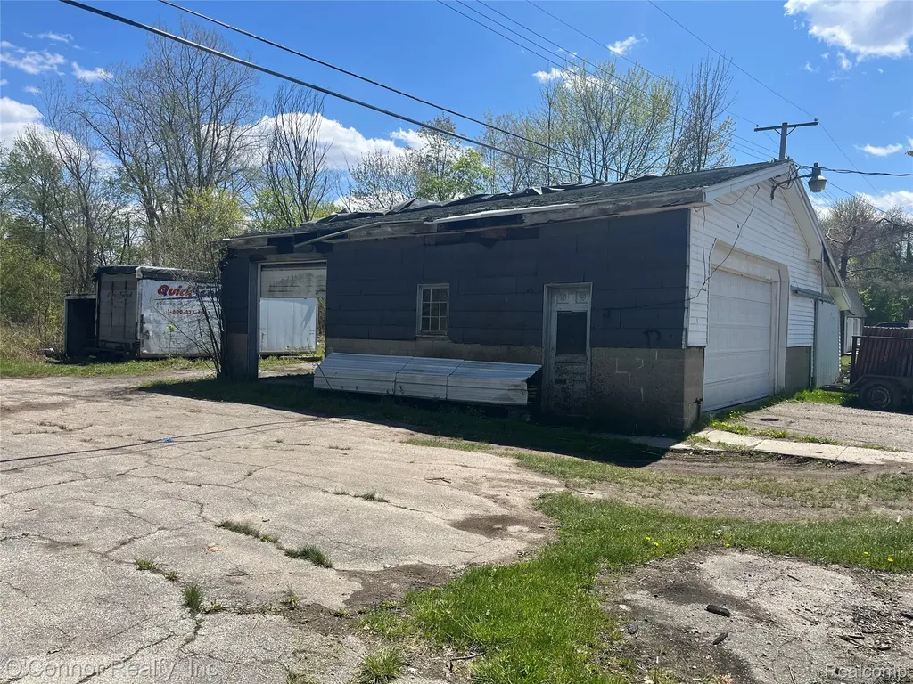 1908 Range Road Port Huron Charter Township MI 48060