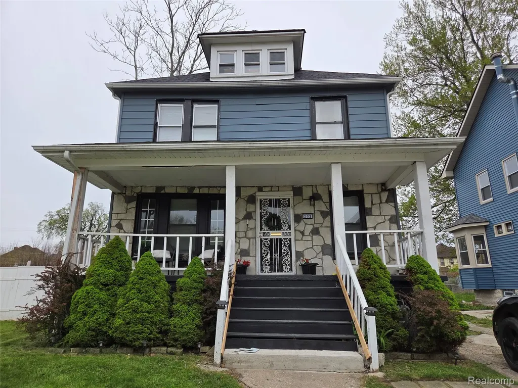 202 Connecticut Street Highland Park City MI 48203