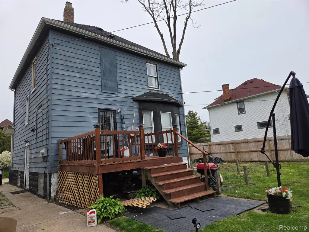 202 Connecticut Street Highland Park City MI 48203