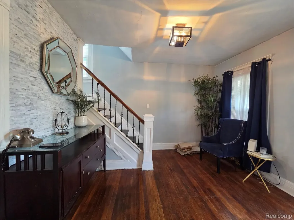 202 Connecticut Street Highland Park City MI 48203