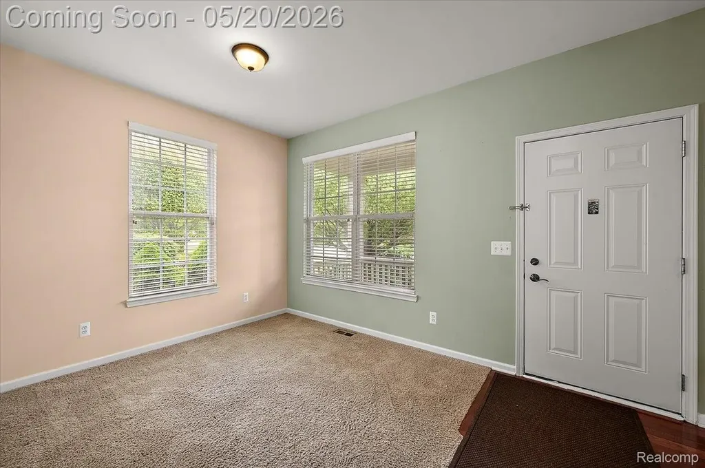 14257 Red Pine Drive Sterling Heights City MI 48313