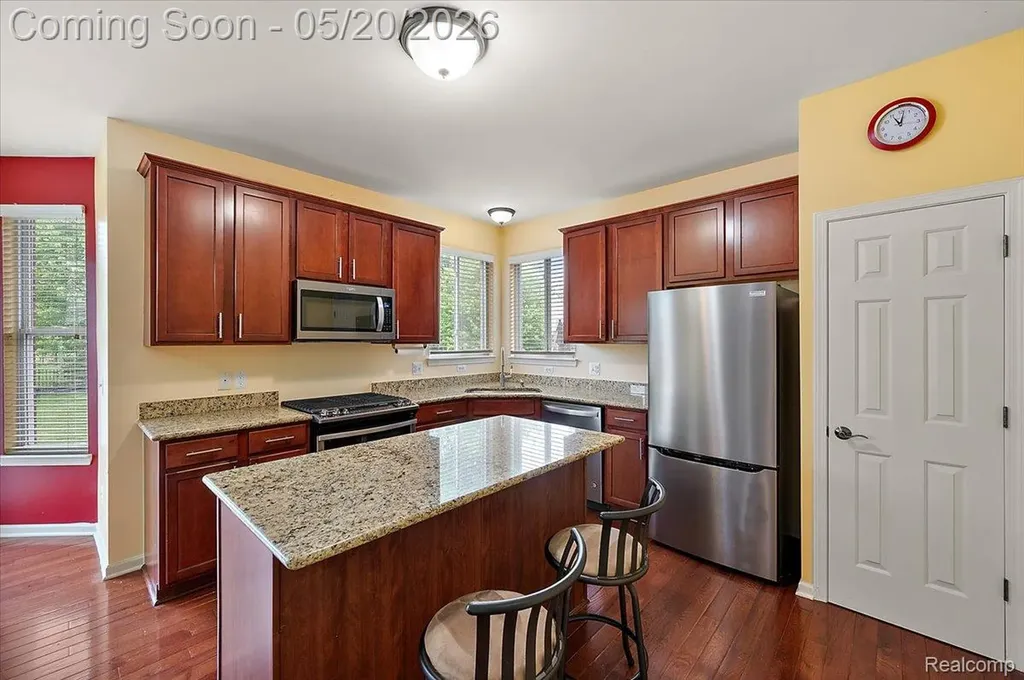 14257 Red Pine Drive Sterling Heights City MI 48313