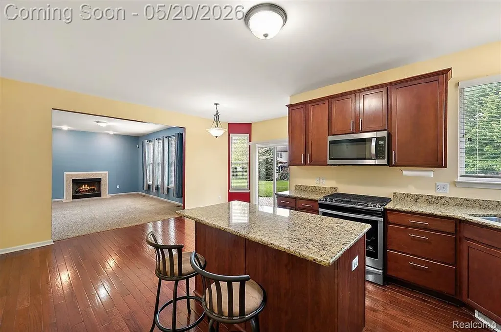 14257 Red Pine Drive Sterling Heights City MI 48313