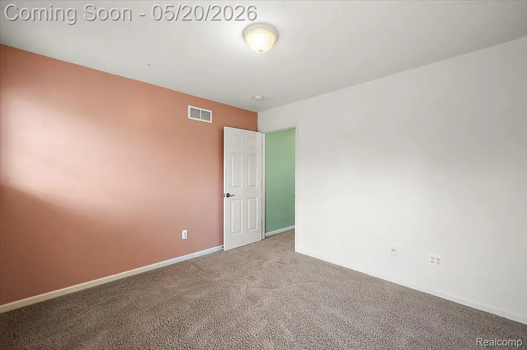 14257 Red Pine Drive Sterling Heights City MI 48313