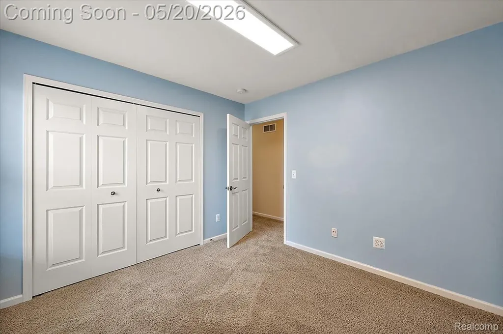 14257 Red Pine Drive Sterling Heights City MI 48313