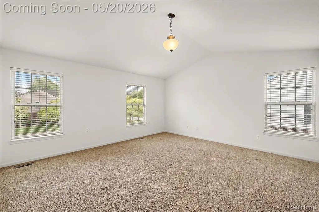 14257 Red Pine Drive Sterling Heights City MI 48313