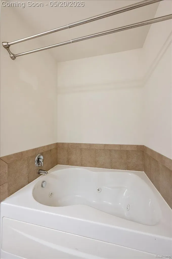 14257 Red Pine Drive Sterling Heights City MI 48313