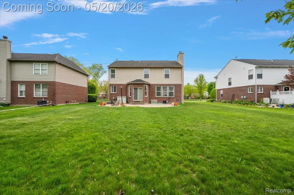 14257 Red Pine Drive Sterling Heights City MI 48313