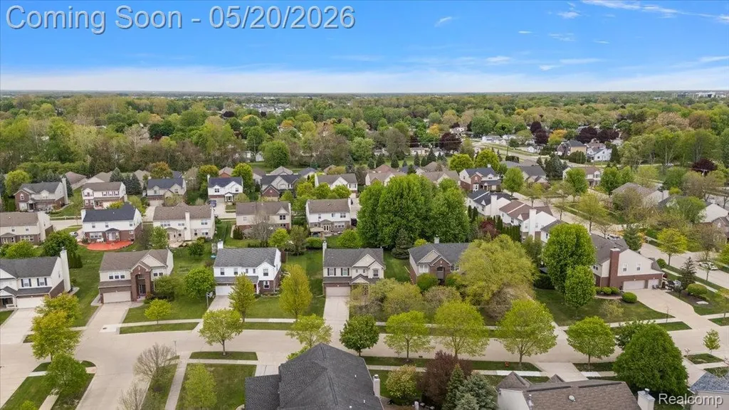 14257 Red Pine Drive Sterling Heights City MI 48313