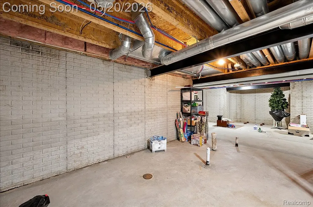 14257 Red Pine Drive Sterling Heights City MI 48313
