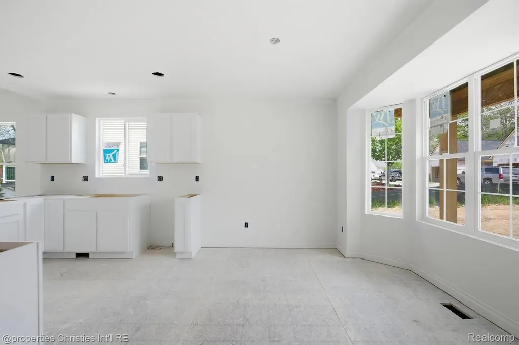 824 Nelsons Ridge Drive Howell City MI 48843