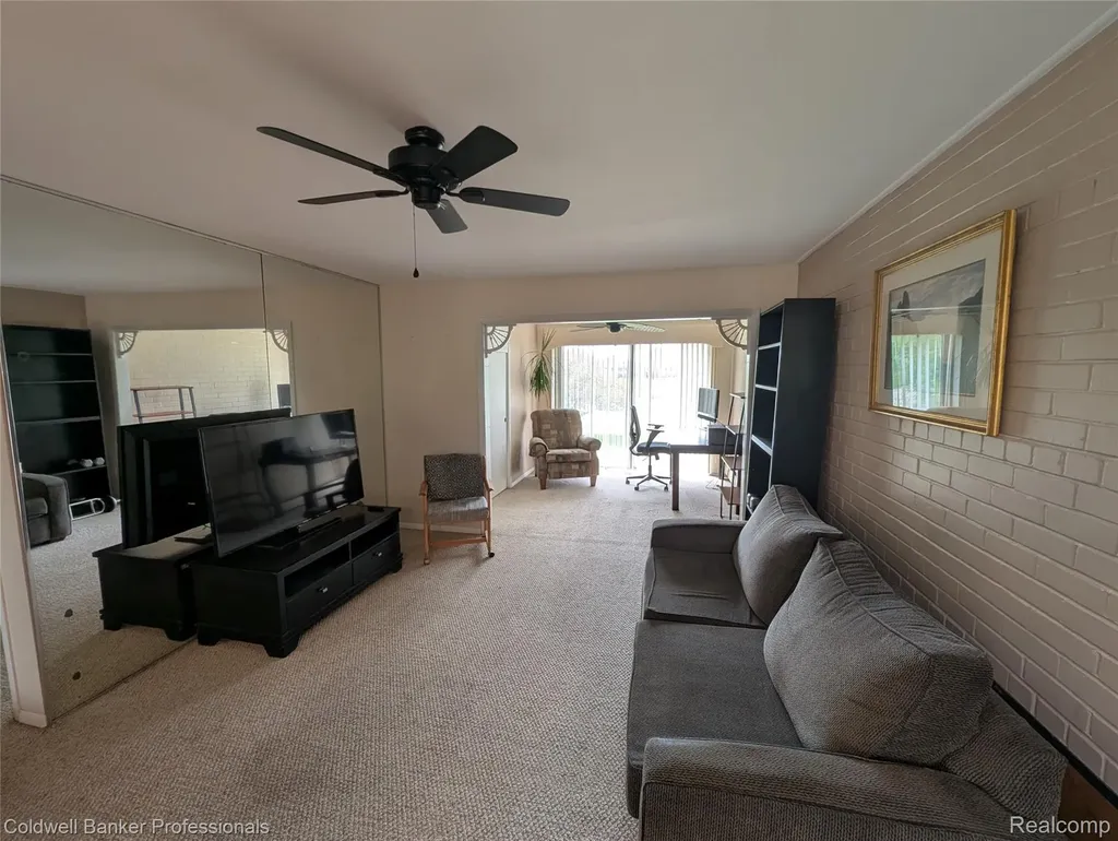 26945 Milford Lyon Charter Township MI 48178