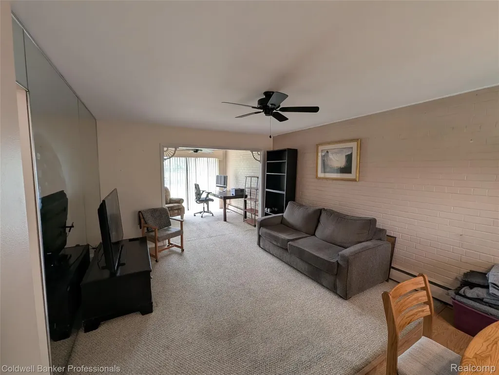 26945 Milford Lyon Charter Township MI 48178