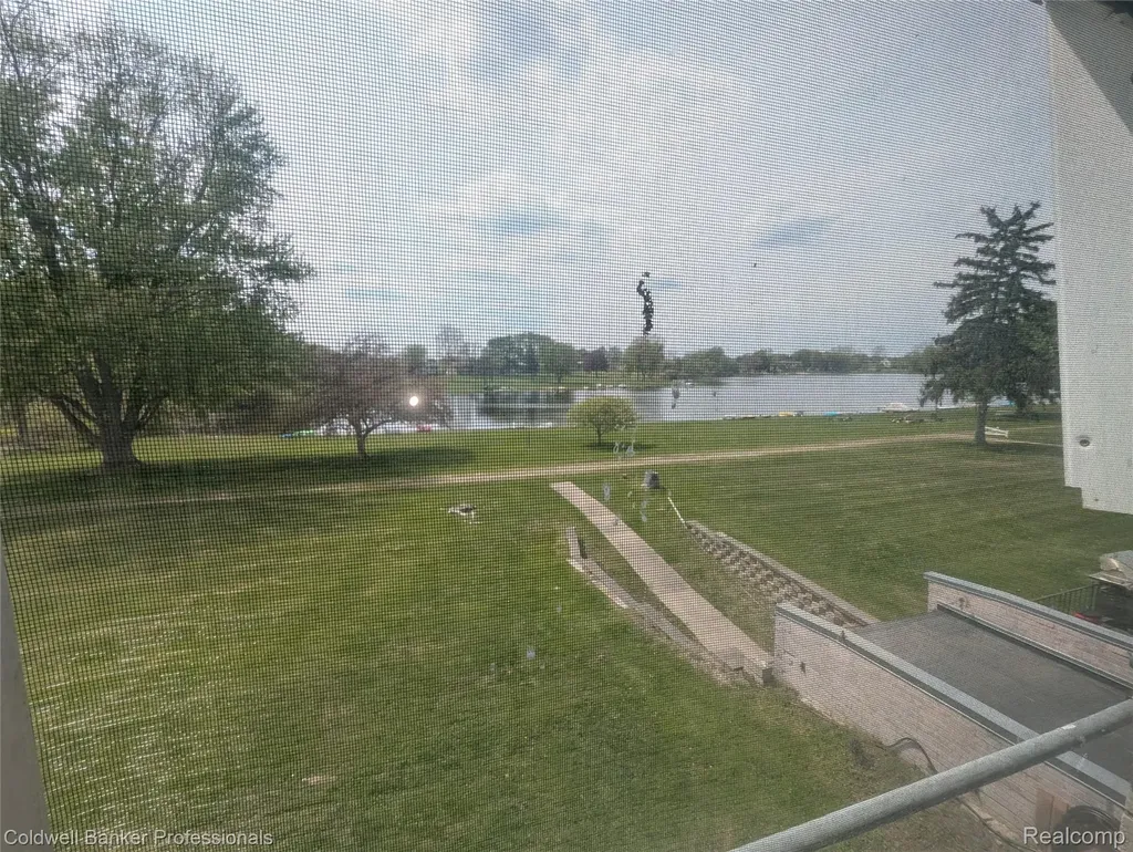 26945 Milford Lyon Charter Township MI 48178
