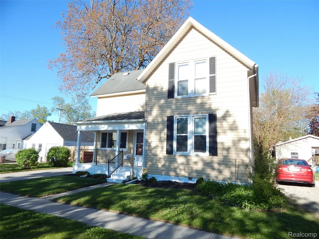 2711 Cherry Street Port Huron City MI 48060