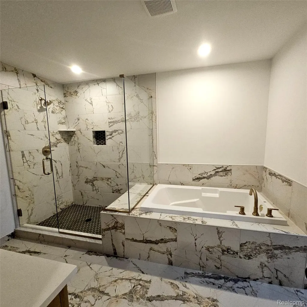 50147 Mustang Drive Macomb Township MI 48042