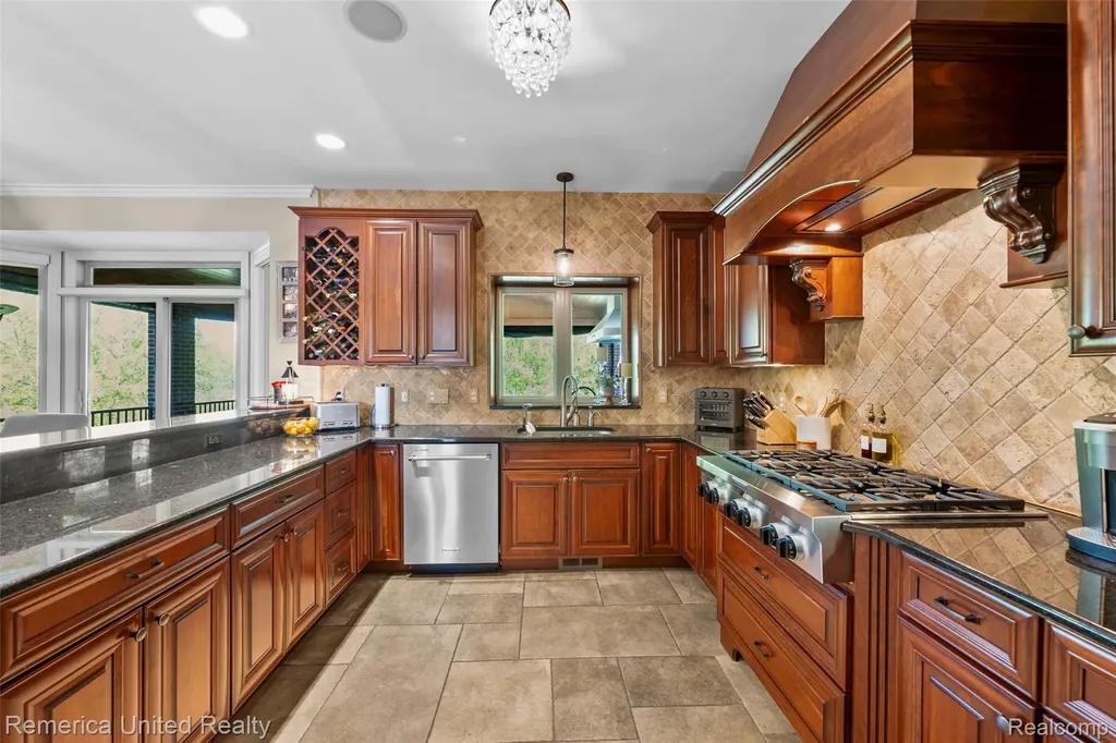 61151 Palomino Court Lyon Charter Township MI 48178