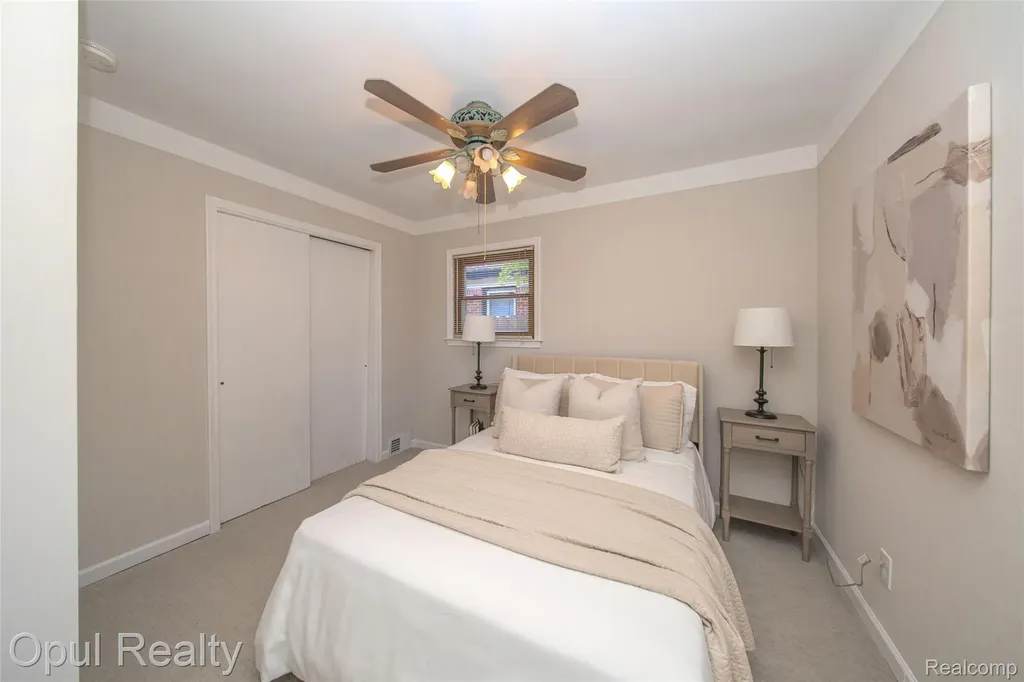 15204 Horger Avenue Allen Park City MI 48101