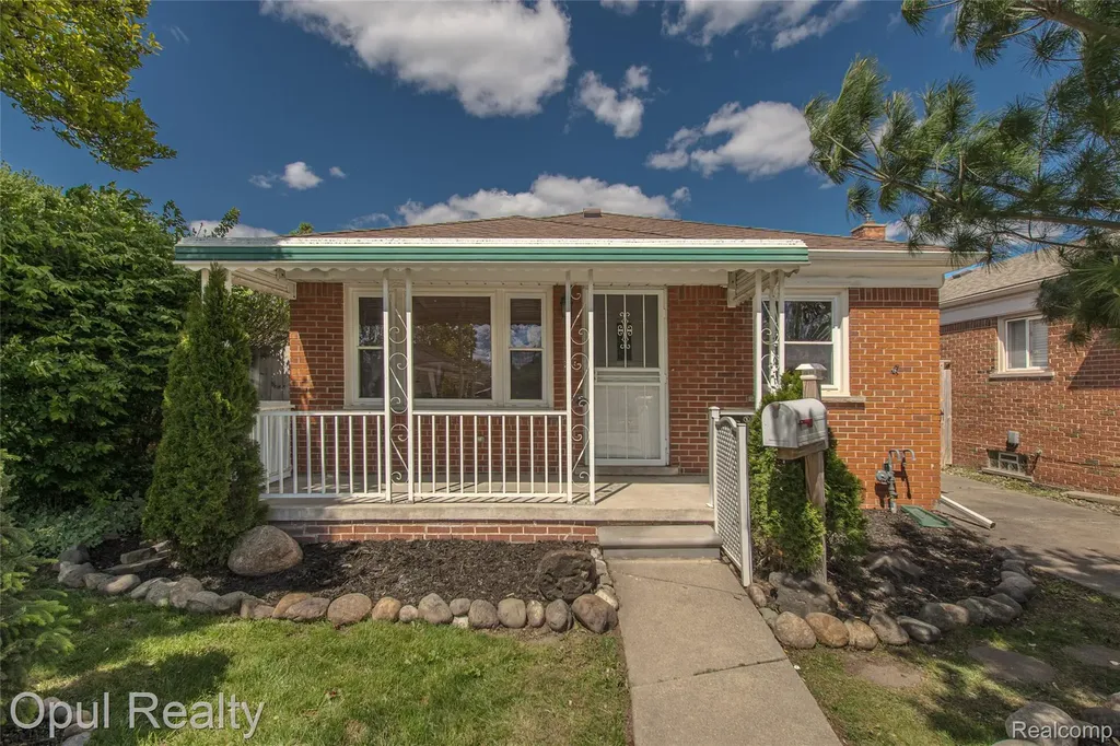 15204 Horger Avenue Allen Park City MI 48101