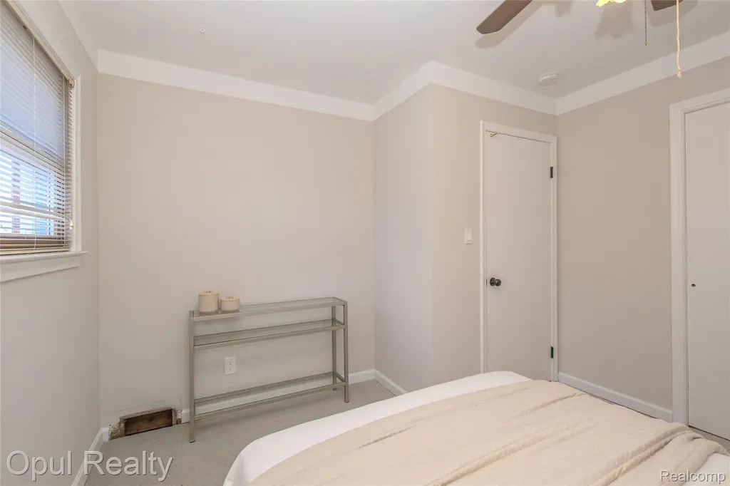 15204 Horger Avenue Allen Park City MI 48101