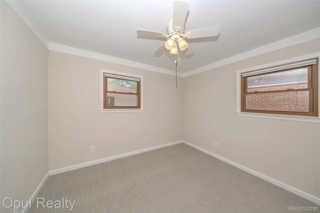 15204 Horger Avenue Allen Park City MI 48101