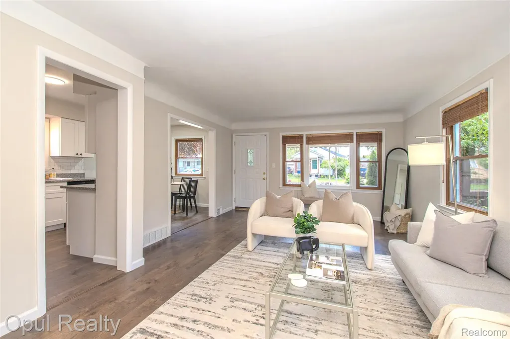 15204 Horger Avenue Allen Park City MI 48101