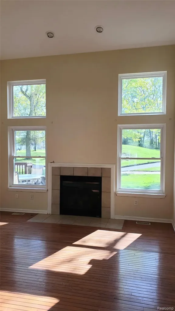 6196 Crystal Lake Drive Romulus City MI 48174