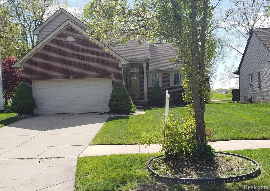 6196 Crystal Lake Drive Romulus City MI 48174