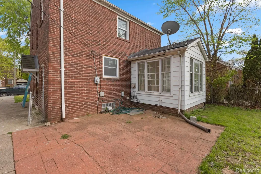 11557 Rossiter Street Detroit City MI 48224