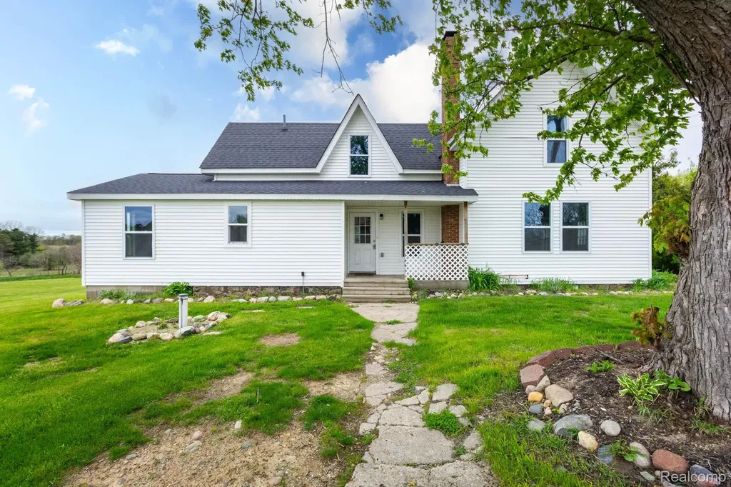 1545 N Van Dyke Road Goodland Township MI 48444