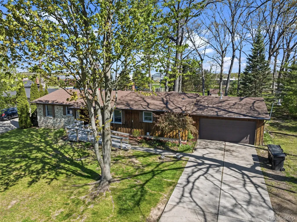 4191 Mccandlish Road Grand Blanc Charter Township MI 48439