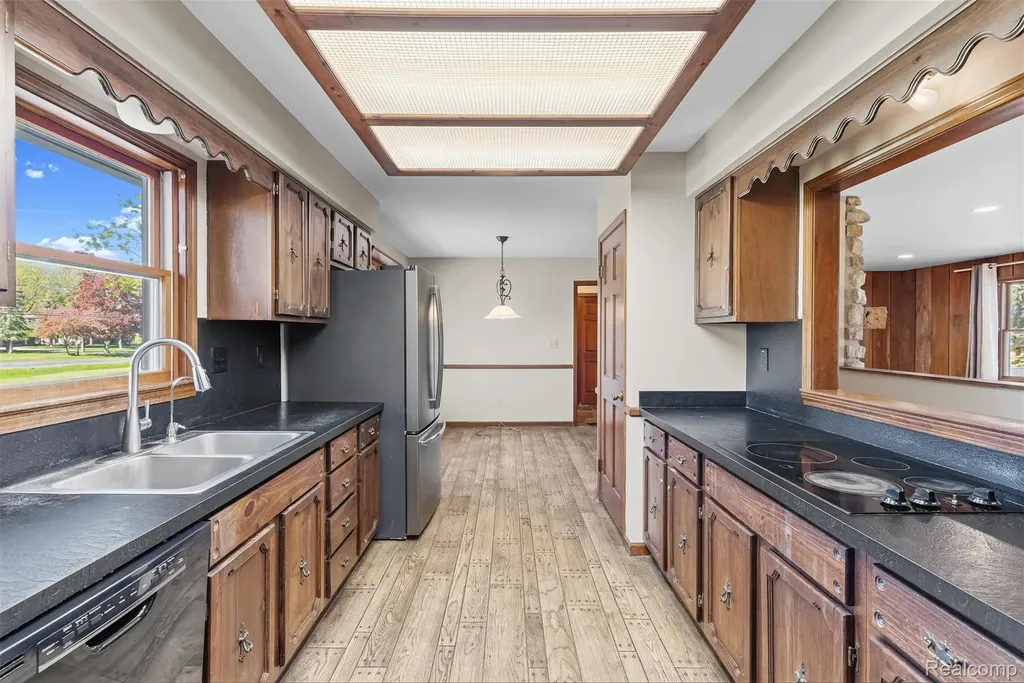 4191 Mccandlish Road Grand Blanc Charter Township MI 48439
