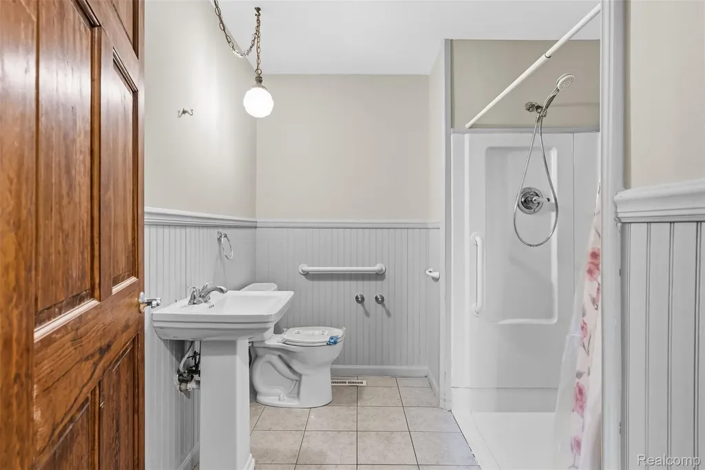 4191 Mccandlish Road Grand Blanc Charter Township MI 48439
