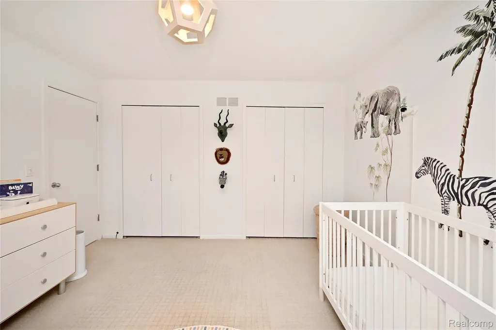 3202 Shadydale Court West Bloomfield Charter Township MI 48323