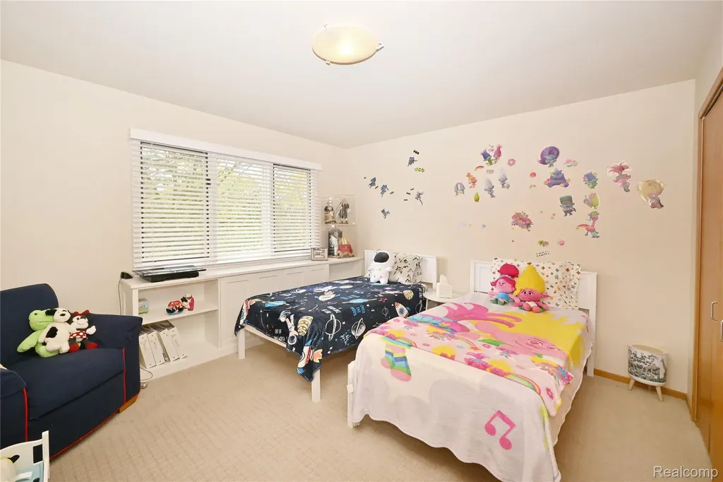 3202 Shadydale Court West Bloomfield Charter Township MI 48323