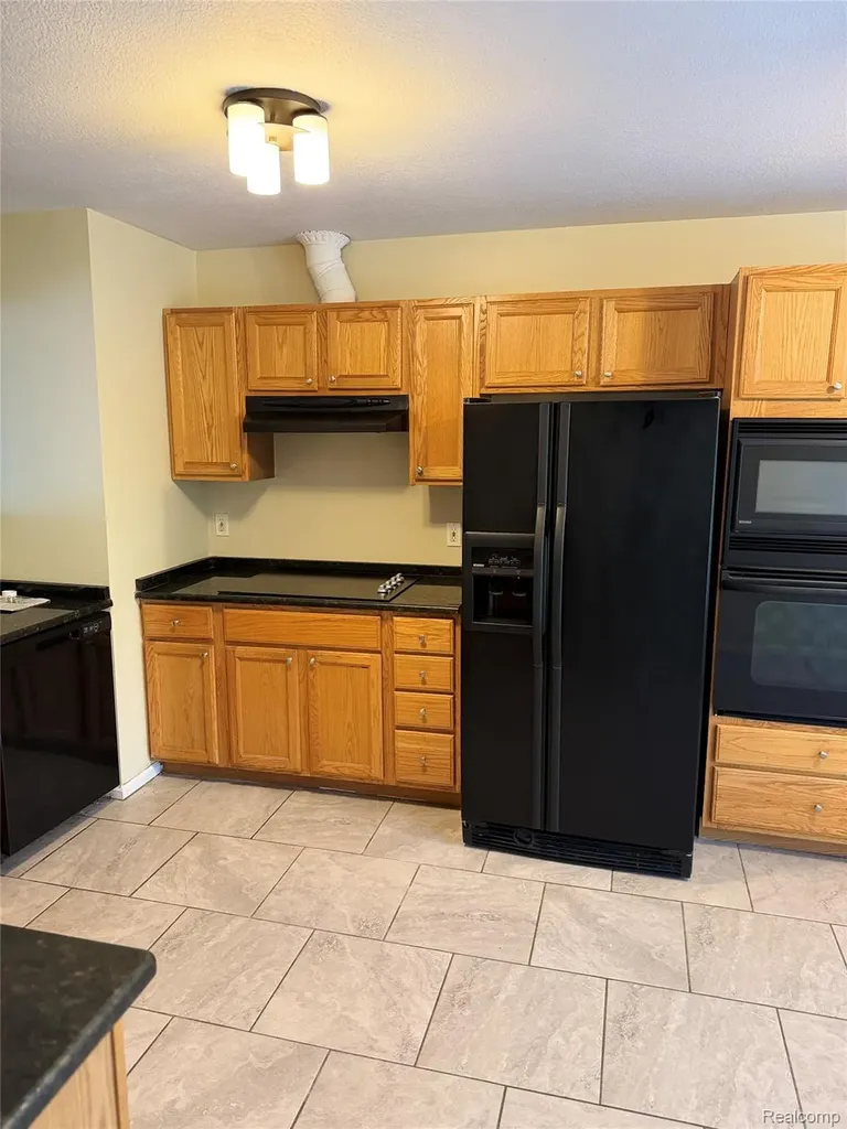 65 W Euclid Street Detroit City MI 48202