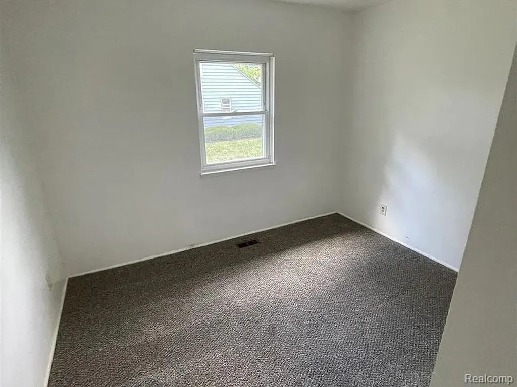 2429 Pennsylvania Avenue Flint City MI 48506